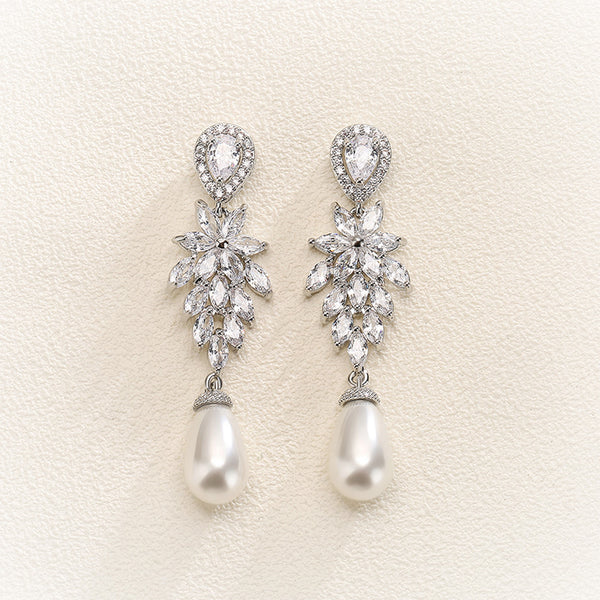 Elegant Crystal & Pearl Earrings