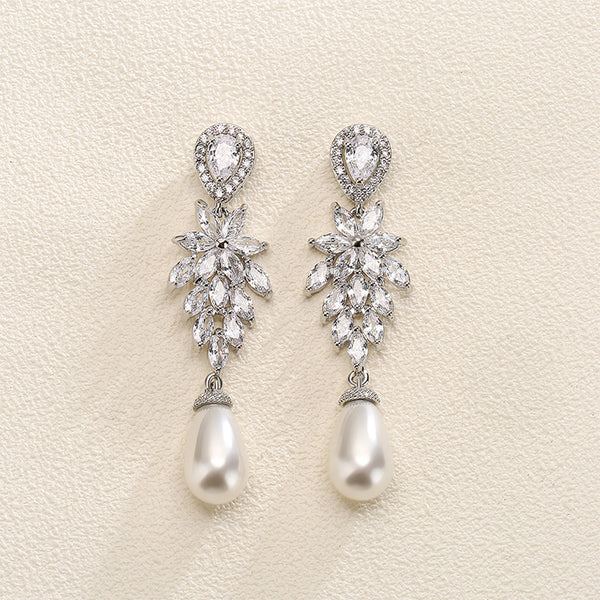 Elegant Crystal & Pearl Earrings