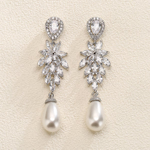 Elegant Crystal & Pearl Earrings