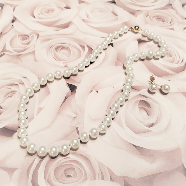 Natural White Pearl Necklace