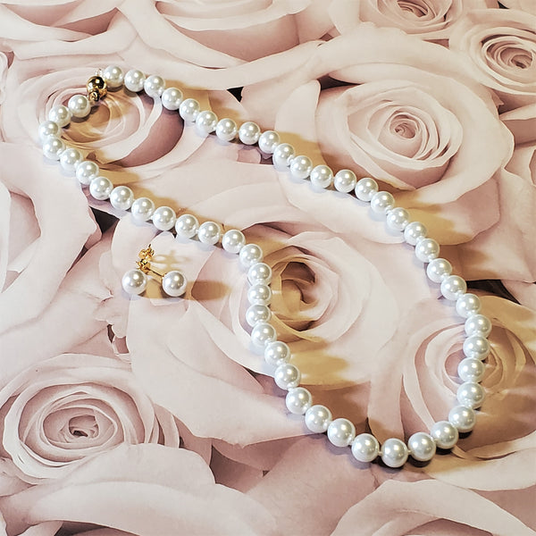 Natural White Pearl Necklace